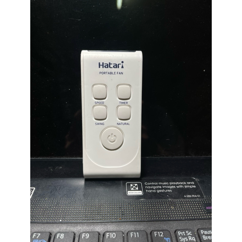 điều khiển quạt Hatari chính hãng (hàng zin theo máy có xước xát ...