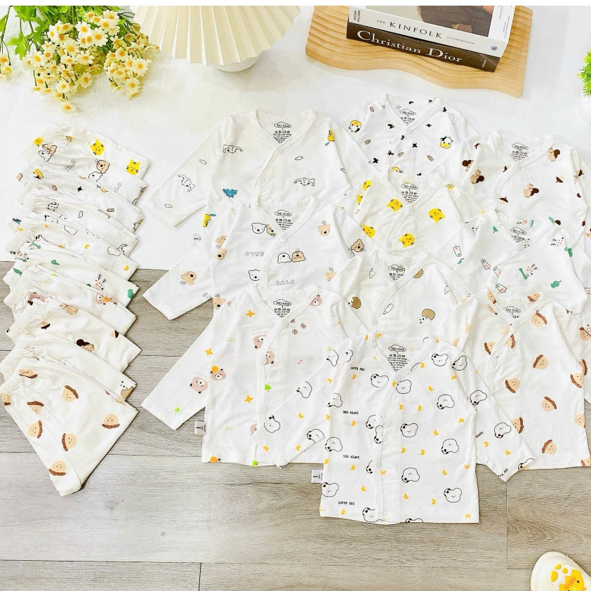 Bộ quần áo DÀI TAY CÀI CÚC thun lạnh nền trắng đáng yêu cho bé trai bé gái 3-9kg mesocshop