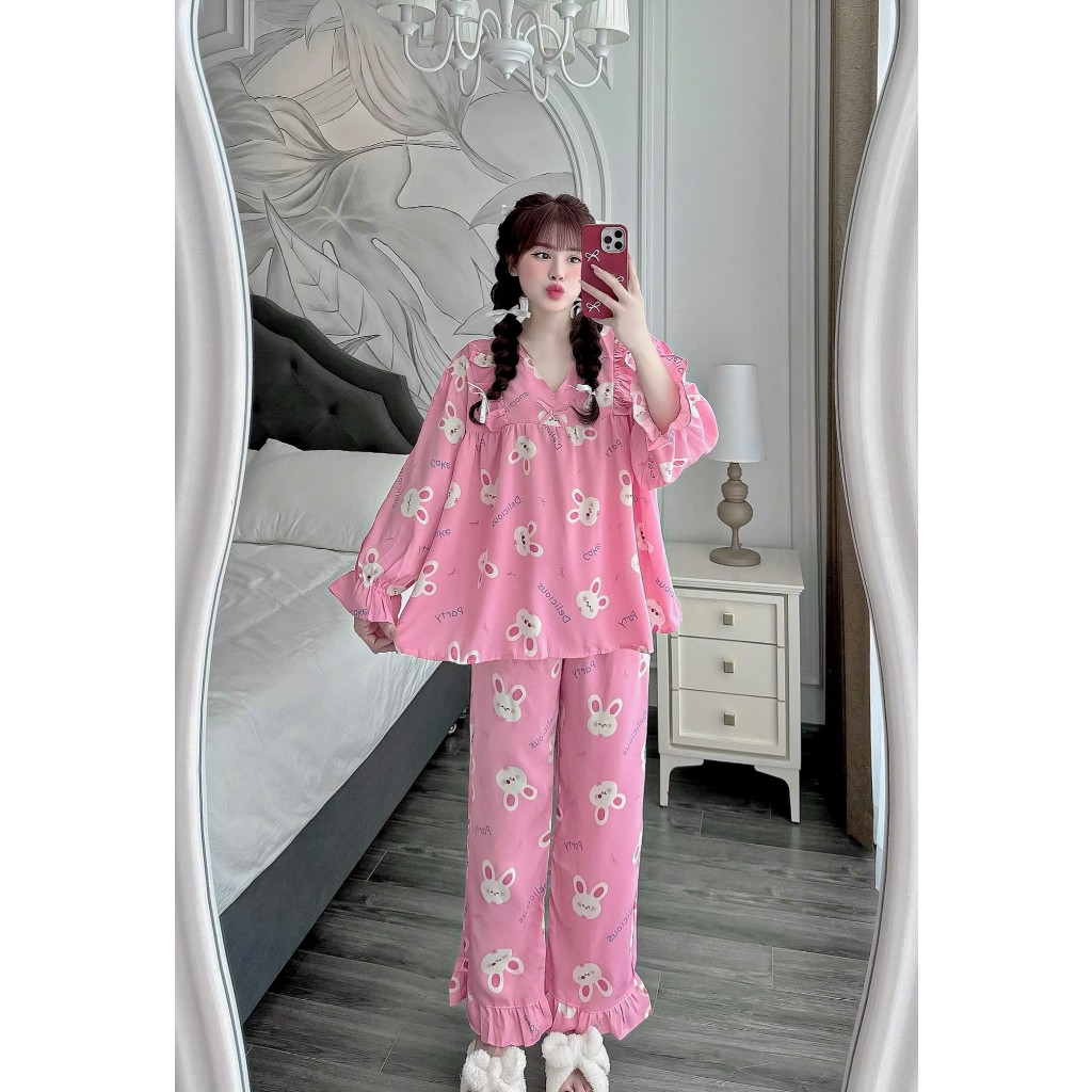 Cổ V thỏ hồng