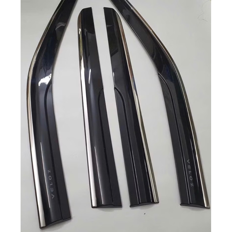 Vè che mưa xe Toyota Veloz 2022-2026 chỉ inox hàng cao cấp