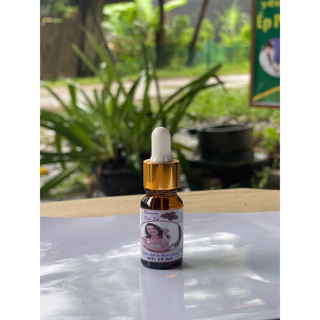 DẦU DƯỠNG TÍA TÔ THẢO MỘC