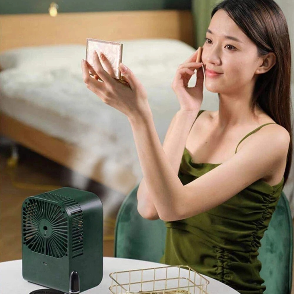 Quạt tích điện phun sương MIIIW LJQ-122, có ngăn chứa tinh dầu
