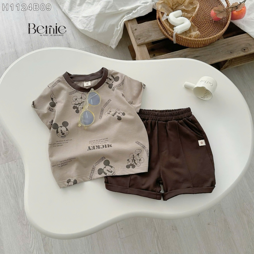 Bộ cotton in tràn micky, bộ thun cổ tròn cotton mềm mát cộc tay cho bé trai H1124B09
