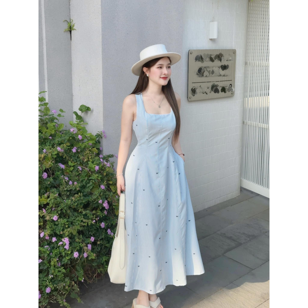 Váy 2 dây dáng dài chữ a cổ vuông hai dây họa tiết kẻ sọc, đầm maxi chất liệu linen thoáng mát mặc mùa hè HCOM25578