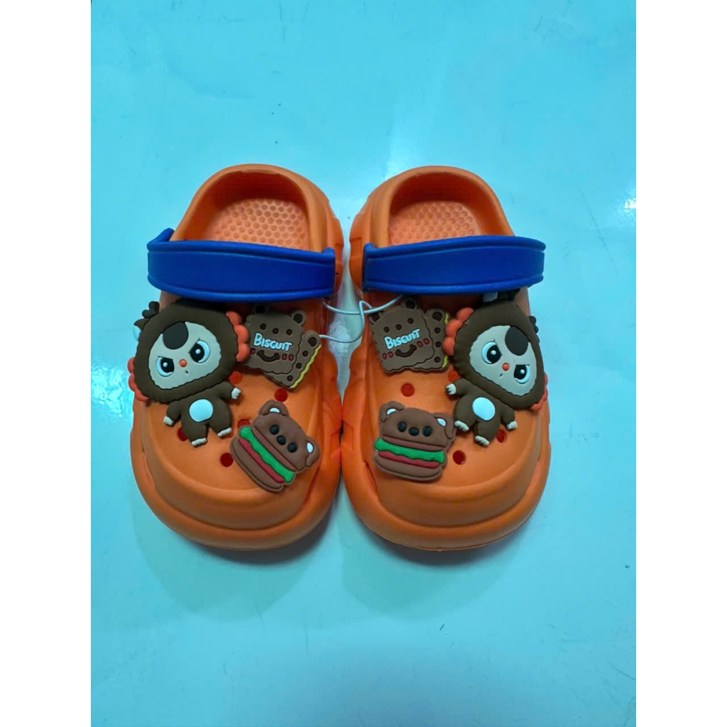 Dép Sục bánh mì thời trang cho bé trai hình Babythree siêu nhẹ mềm êm chân đế cao