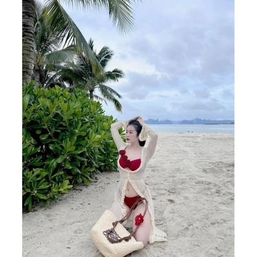 [BKN 060] Bikini đồ bơi đi biển set  BÔNG ĐỎ + CHOÀNG có mút phối khoác ren bèo sang chảnh HAN.T SHOP