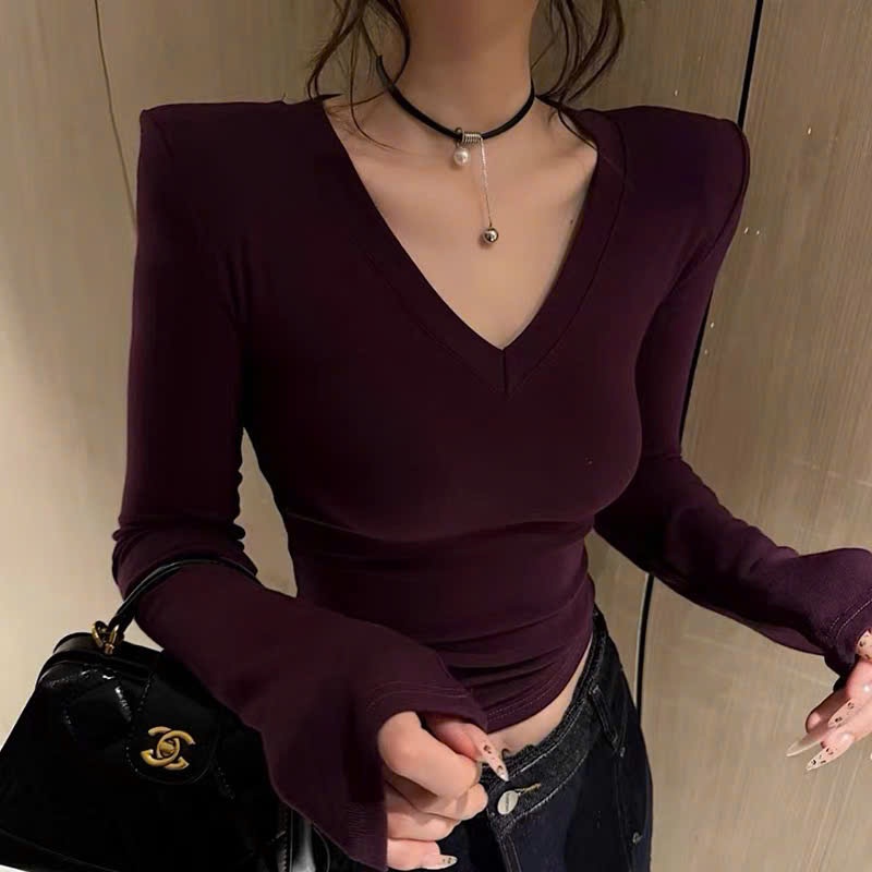 Áo thun cổ tim có đệm cầu vai.chất dày dặn. dễ mic đò. sẵn đủ màu (AD3)