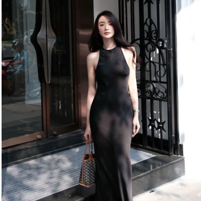 Đầm Lụa Cổ Yếm Dáng Dài Sang Chảnh - Váy Lụa Cổ Yếm Sang Chảnh Chất Liệu Tô Châu - Yếm Tiên Dress