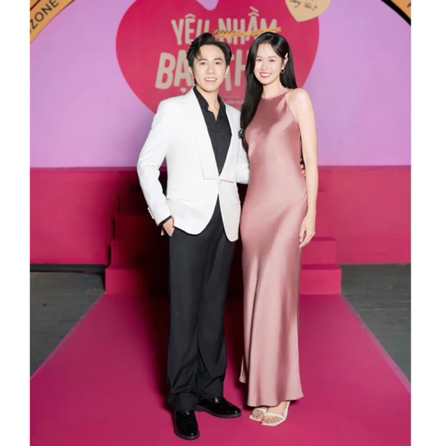 Đầm Lụa Cổ Yếm Dáng Dài Sang Chảnh - Váy Lụa Cổ Yếm Sang Chảnh Chất Liệu Tô Châu - Yếm Tiên Dress