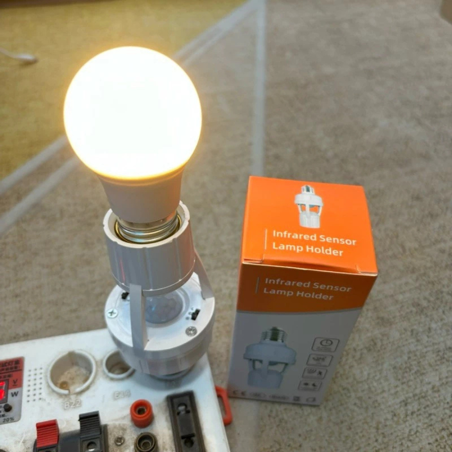 Đuôi đèn cảm ứng chuyển động E27, tự bật tắt khi đến gần,cảm biến hồng ngoại tự động