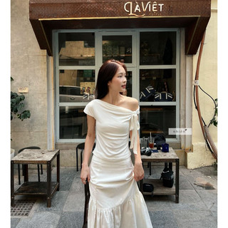 𝐁𝐞𝐭𝐭𝐲 𝐓𝐨𝐩 - Áo thun kiểu nữ lệch vai trái (TẶNG KÈM DÂY) nhiennhienvintage NAT00011