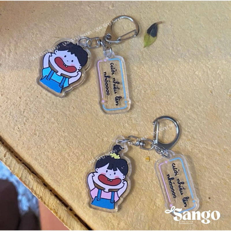 Móc Khóa lời nhắn CƯỜI NHIỀU LÊN 2 mảnh - Quà Tặng sango