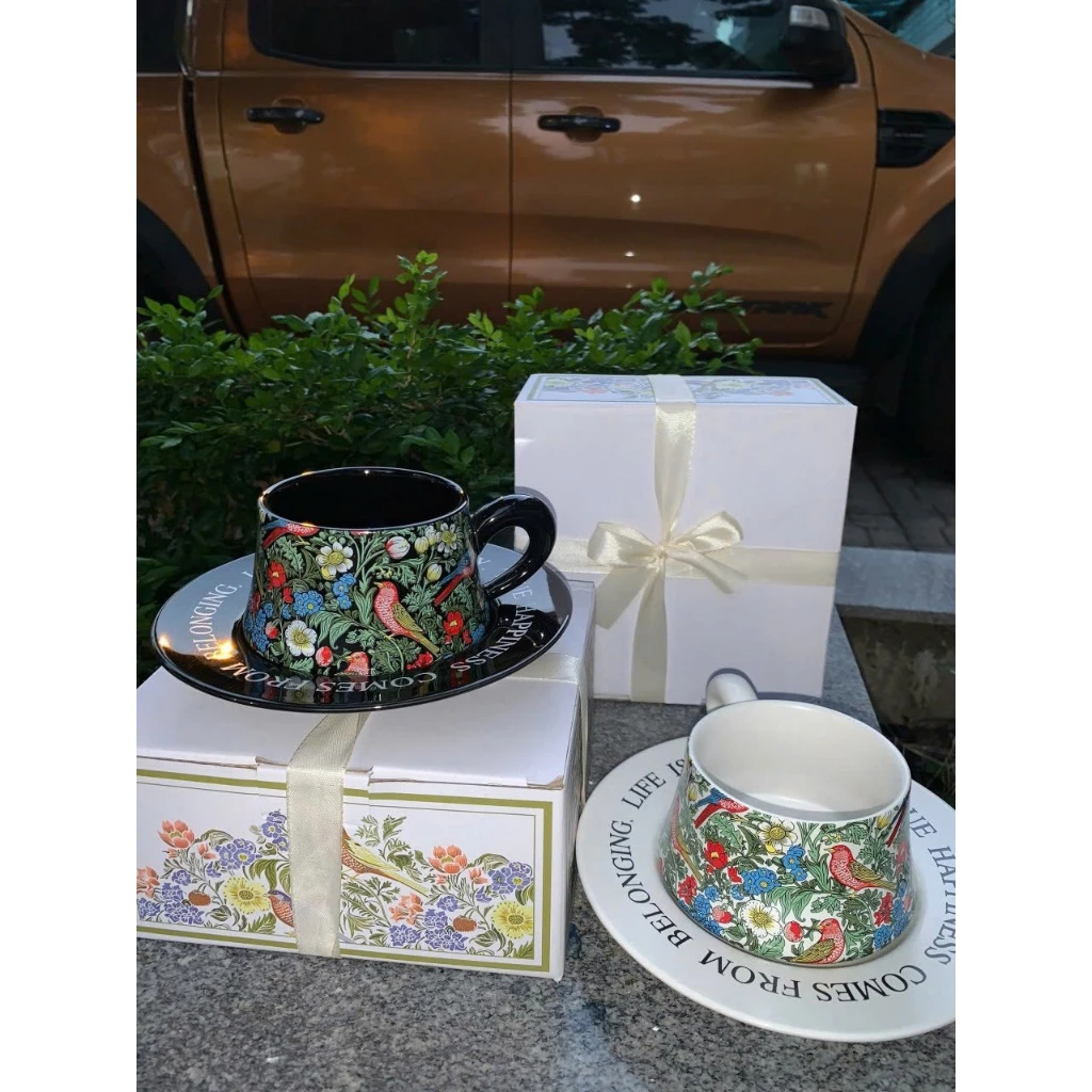 Bộ Cốc Đĩa Gốm Sứ Cao Cấp Vitage Phong Cách Bắc Âu Họa Tiết Hoa Cổ Điển Kèm Hộp Dùng Làm Quà Tặng