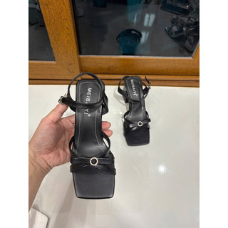 Sandal gót vuông 7 phân quai chéo nhỏ gắn nơ xinh