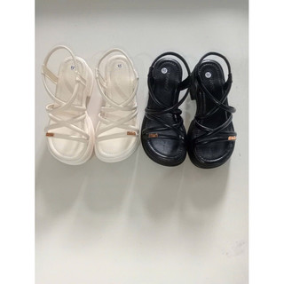 Sandal quai hậu đế 5 phân dây quai chéo gắn chữ Min