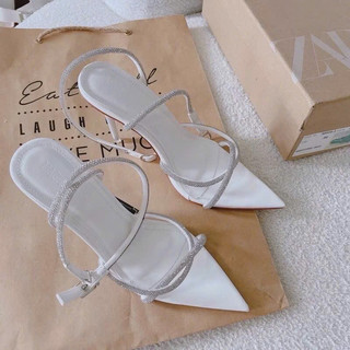 Sandal cao 9 phân gót và mũi nhọn đây quai đá quấn cổ chân ( phom rộng mua lùi sz)
