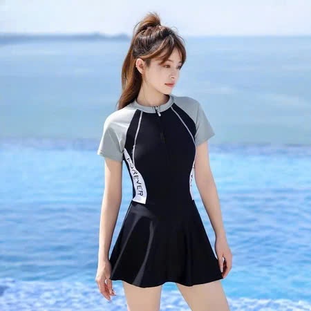 Đồ bơi nữ,dài tay quần short, bộ bơi in họa tiết năng động kín đáo dành cho mẹ và bé 15-65kg
