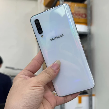 Điện thoại samsung galaxy A50 màn zin (có ảnh thật tự chụp) Ram 4Gb Rom 64GB pin 4000mAh [máy cũ tân trang]]