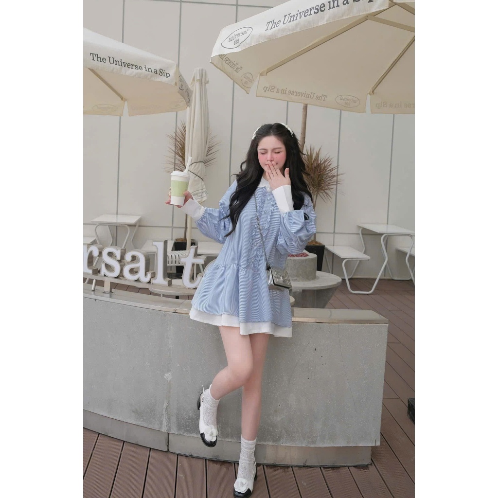 Đầm váy nữ babydoll kẻ xanh dương tay dài váy ngắn, đầm váy nữ bèo cổ sen đính hoa ngực mix váy ngắn trắng