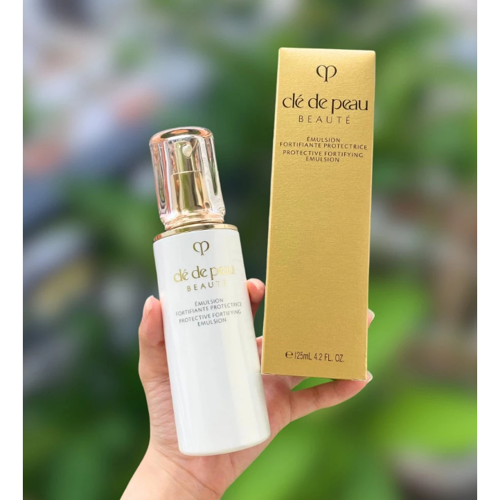Sữa Dưỡng Clé de Peau Beauté Intensive/Protective Fortifying