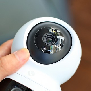 Camera Wifi EZVIZ H7C 8MP -  2 mắt Nhìn 2 Khung- Đàm Thoại 2 Chiều- Có Màu Ban Đêm - Cảnh Báo Chuyển Động