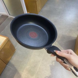 Chảo chống dính TEFAL Unlimited nhập khẩu, lớp chống dính Titanium 6 lớp, đáy từ dùng mọi bếp GermanySnT HCM