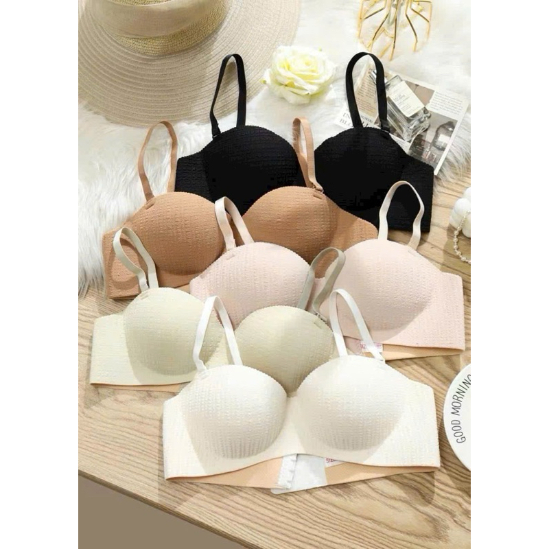 Áo lót đúc nhăn cúp ngang ,đệm bàn tay 2cm mẫu mới 0054