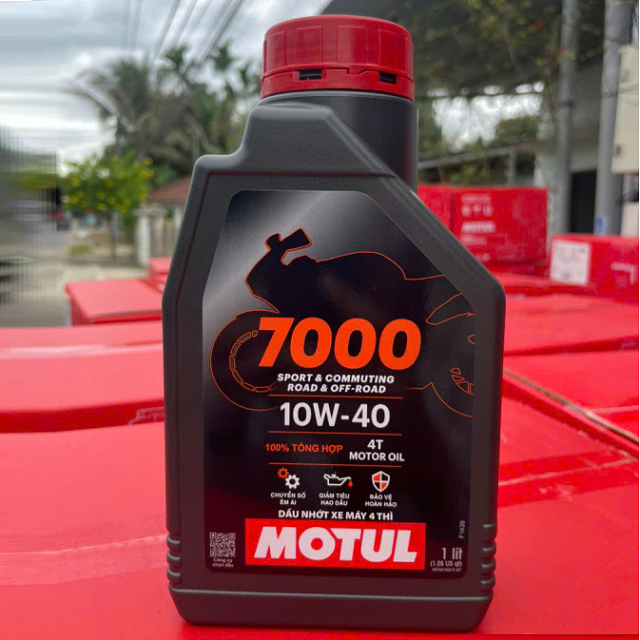 Dầu Nhớt Full Tổng Hợp Cho Xe Máy Motul 7000 10w40 Tặng Kèm 1 Súc Động Cơ E20 Và 1 Phụ Gia Nhớt Mới Turbo