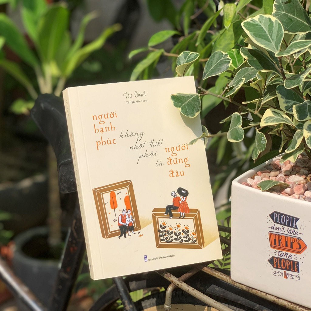 Ảnh Sách: Người Hạnh Phúc Không Nhất Thiết Phải Là Người Đứng Đầu + Sống Lũy Tiến 2