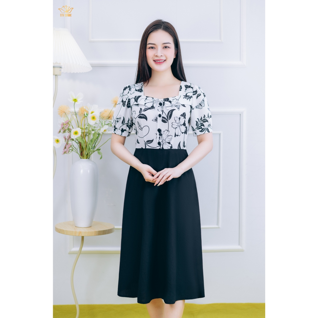 Ảnh Đầm xòe trung niên cho mẹ - Cổ vuông tim kết nút tay ngắn - Trắng hoa đen - TTV1855 1