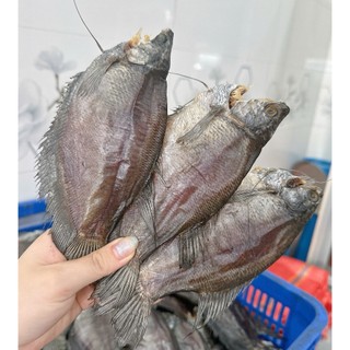 Khô cá sặc bổi lạt loại 1 size 12 con 1kg cá vị lạt vừa ăn đóng gói bịch 500gram.