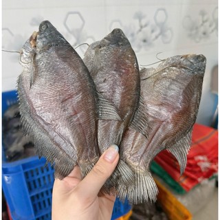 Khô cá sặc bổi lạt loại 1 size 12 con 1kg cá vị lạt vừa ăn đóng gói bịch 500gram.