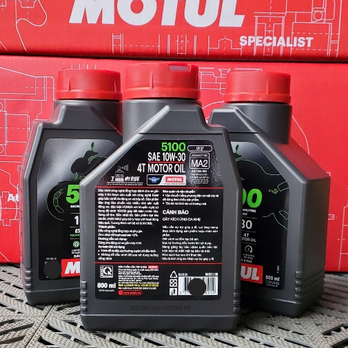 Motul 5100 4T 10w30 Nhớt cho các dòng xe số của Honda