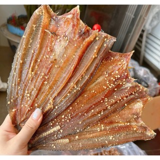 Khô cá lóc đồng thượng hạng gói 500gram đặc sản Cà Mau nhất định phải thưởng thức.