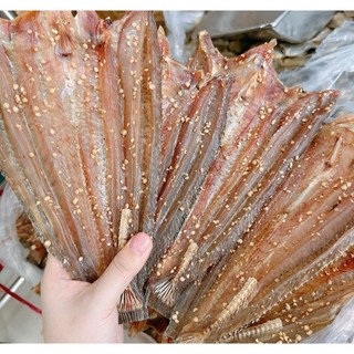 Khô cá lóc đồng thượng hạng gói 500gram đặc sản Cà Mau nhất định phải thưởng thức.