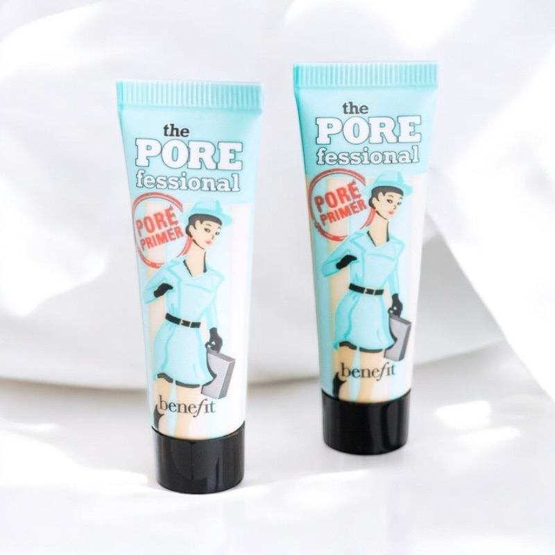 Kem lót Benefits The Pore Fessional giúp kiềm dầu, che phủ lỗ chân lông to cực tốt.