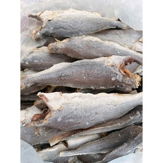 Khô cá đù mặn cà mau size 15 - 20 con/1kg có nhiều phân hệ cho cả nhà mua tiện lợi.