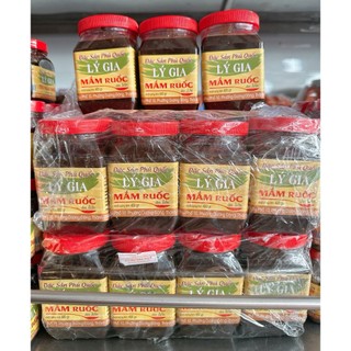 Mắm ruốc Lý Gia hộp 200gram và 400gram đặc sản Phú Quốc được lựa chọn từng con ruốc tươi ngon nhất.