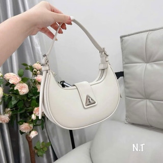 TÚI XÁCH NỮ ĐEO CHÉO ĐEO VAI KHOÁ XOAY TAM GIÁC BẠC HÀNG THỜI TRANG HOTTREND