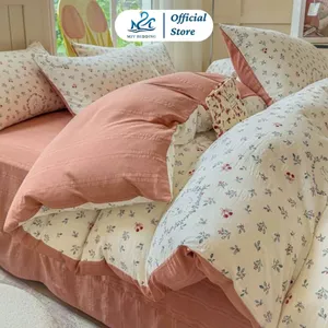 Bộ vỏ chăn ga gối Cloudy M2T BEDDING gồm vỏ chăn mền, drap ga giường và 2 vỏ gối nằm