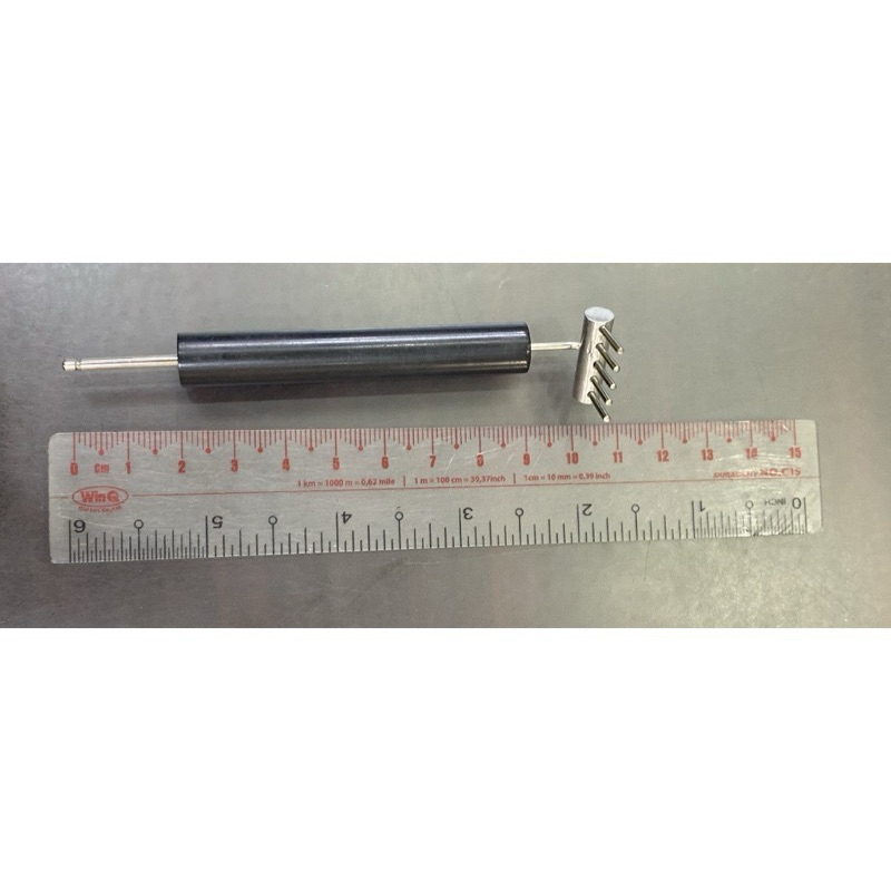 Cây lăn diện chẩn 2 đầu nhỏ dài 12 cm.