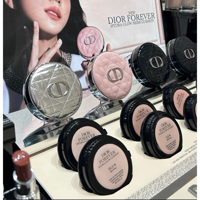 新品未使用　Dior Forever Hydra Glow Cushion 1N Dior Forever Hydra Glow Mesh Cushion Silver Cannage 2N