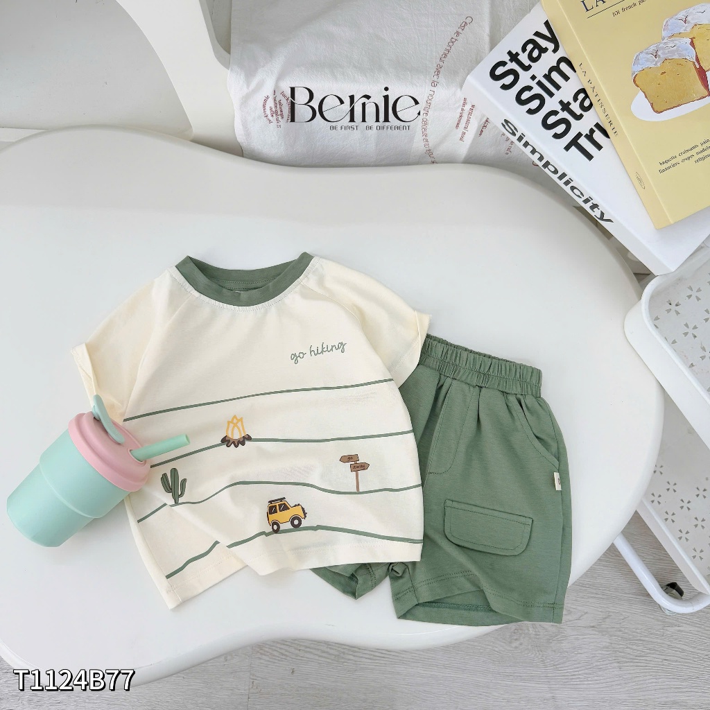 Bộ kẻ hoạ tiết go hiking cho bé trai, set bộ thun phối quần nắp túi khoẻ khoắn cho bé T1124b77