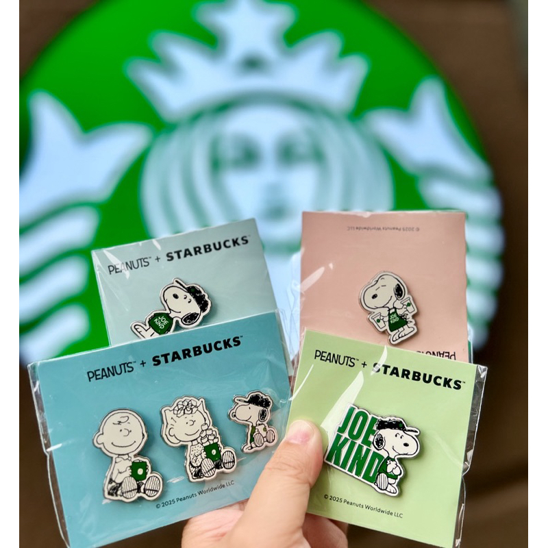 Pin Peanuts + Starbucks VietNam (Snoopy)