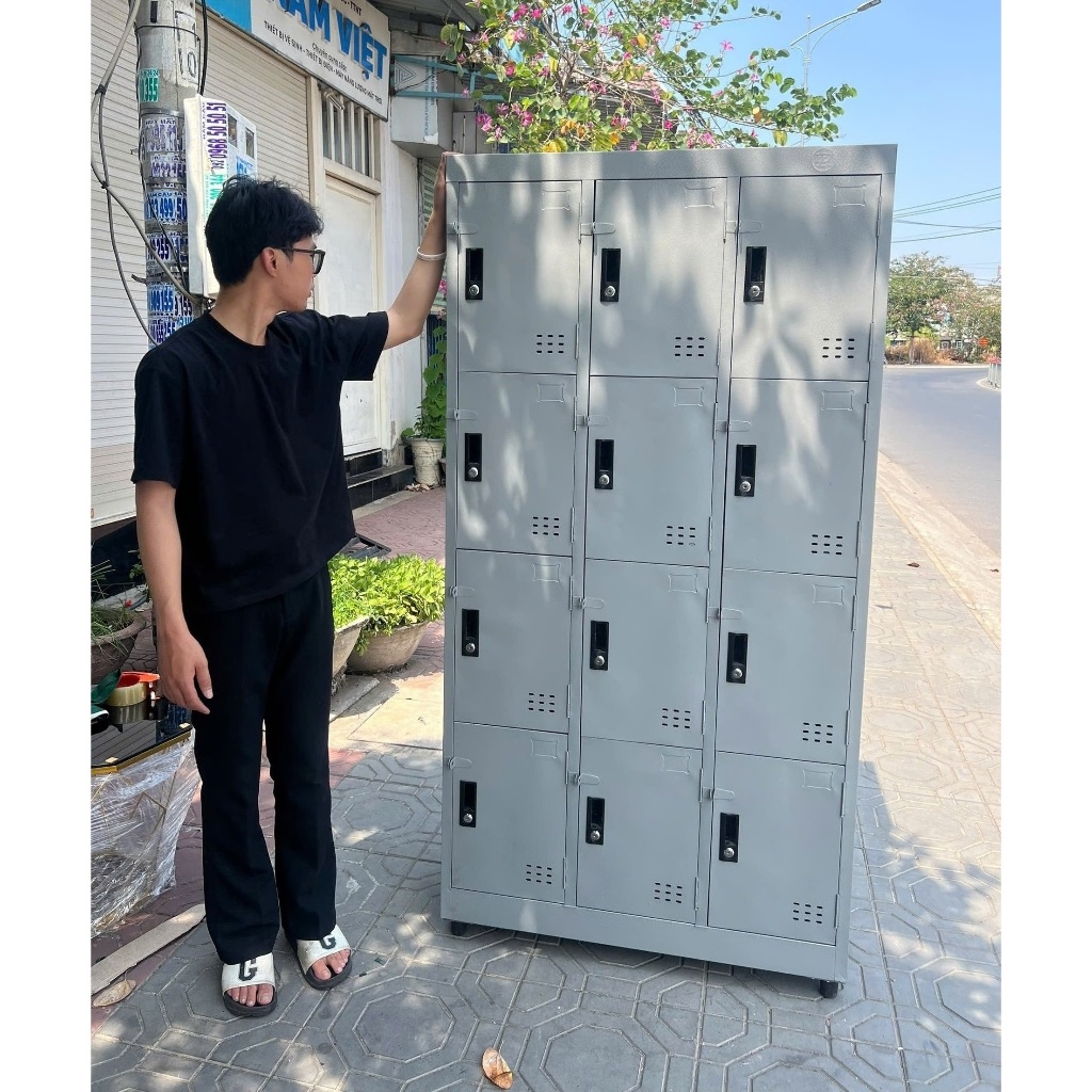 Tủ locker nhiều ngăn bằng sắt có khóa đựng đồ trường học công ty.