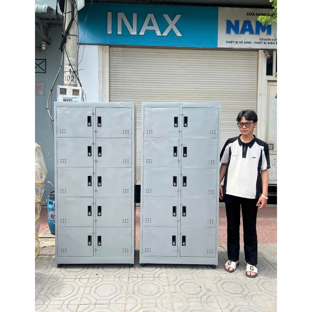 Tủ locker nhiều ngăn bằng sắt có khóa đựng đồ trường học công ty.