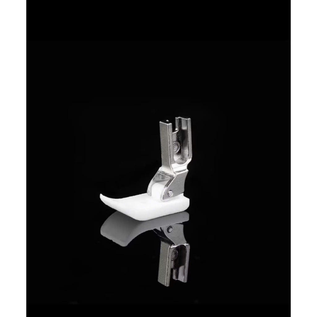 Chân Vịt Nhựa Lỗ Bằng 1 Kim T35CW – Phụ Kiện Máy May Công Nghiệp
