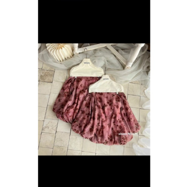 Váy babydoll trễ vai hoa tơ , tay phồng may chun co giãn , dáng bom mang phong cách nhẹ nhàng thanh lịch