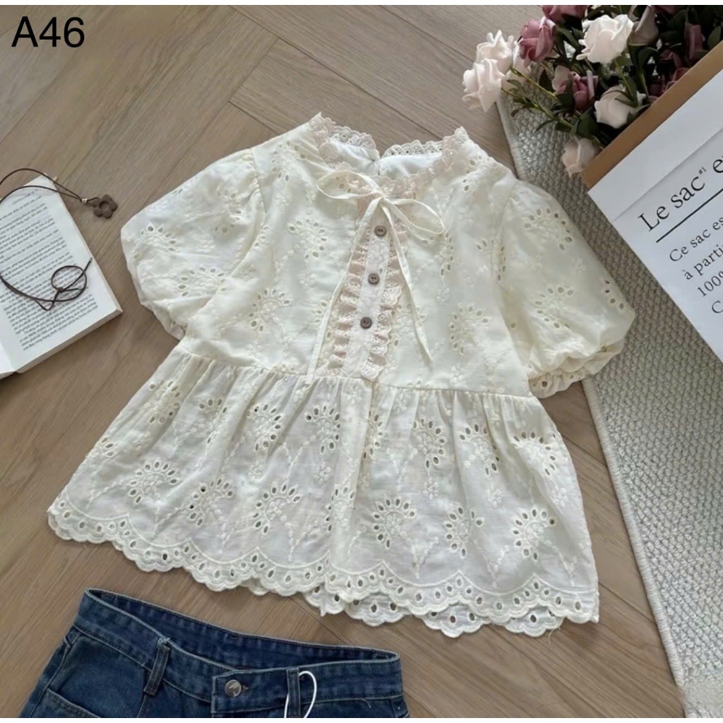 Áo kiểu babydoll họa tiết hoa cổ viền bèo phối cúc cài LALA  A46