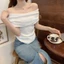 Áo Trễ Vai Tay Ngắn Kiểu Nữ RANSHI Thiết Kế Vạt Bầu Ôm Dáng Sexy Quyến Rũ Chất Gân Dày - RA302